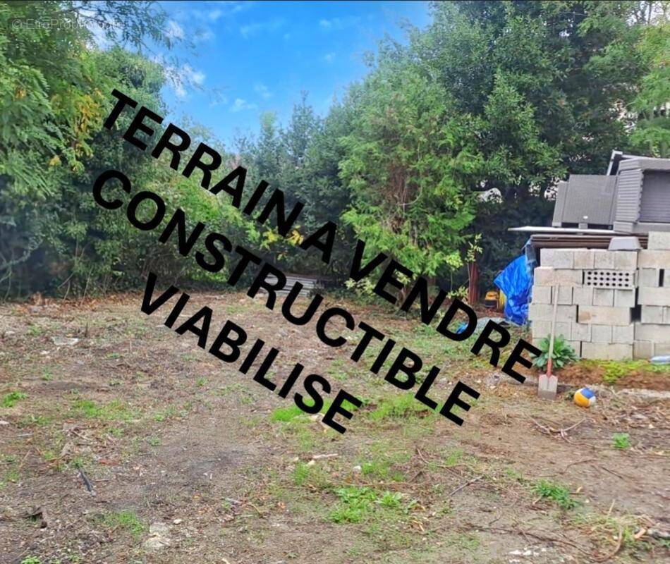 Terrain à CLAMART