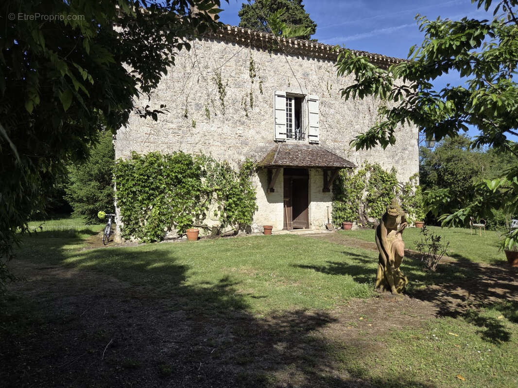 Superbe maison de Maître avec ses dépendances au coeur de la nature du Lot et Garonne - photo 31
