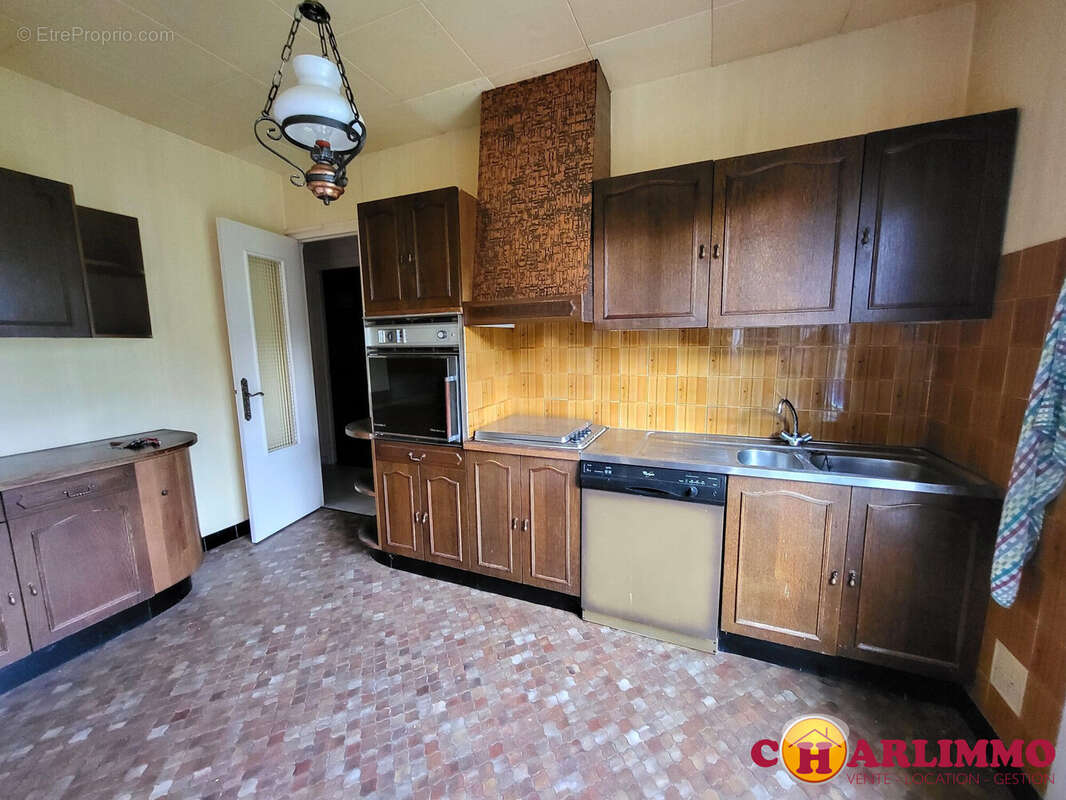 Maison à SAINT-JUNIEN