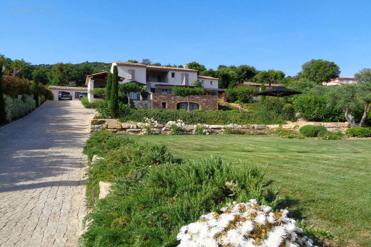 Maison à PLAN-DE-LA-TOUR