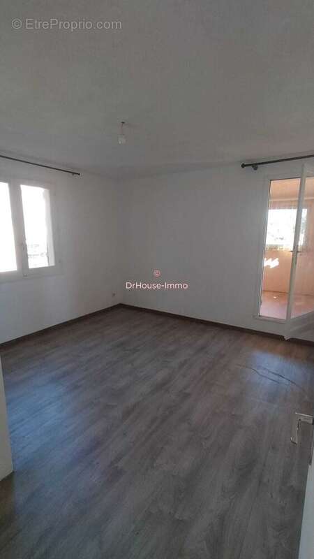 Appartement à CARQUEIRANNE