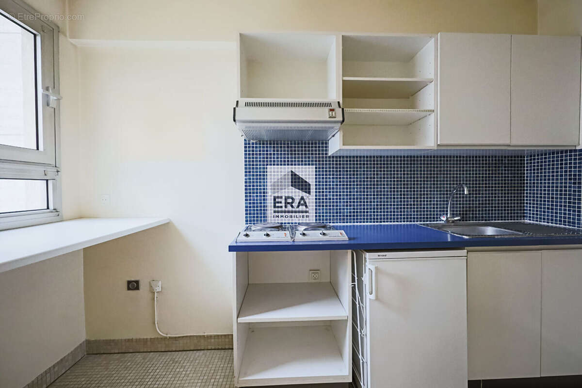 Appartement à PARIS-14E