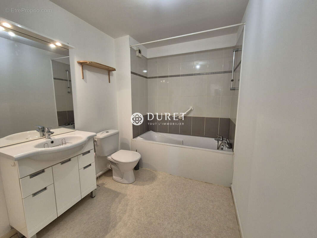 Appartement 46 m² à La Roche-Sur-Yon  - photo 5