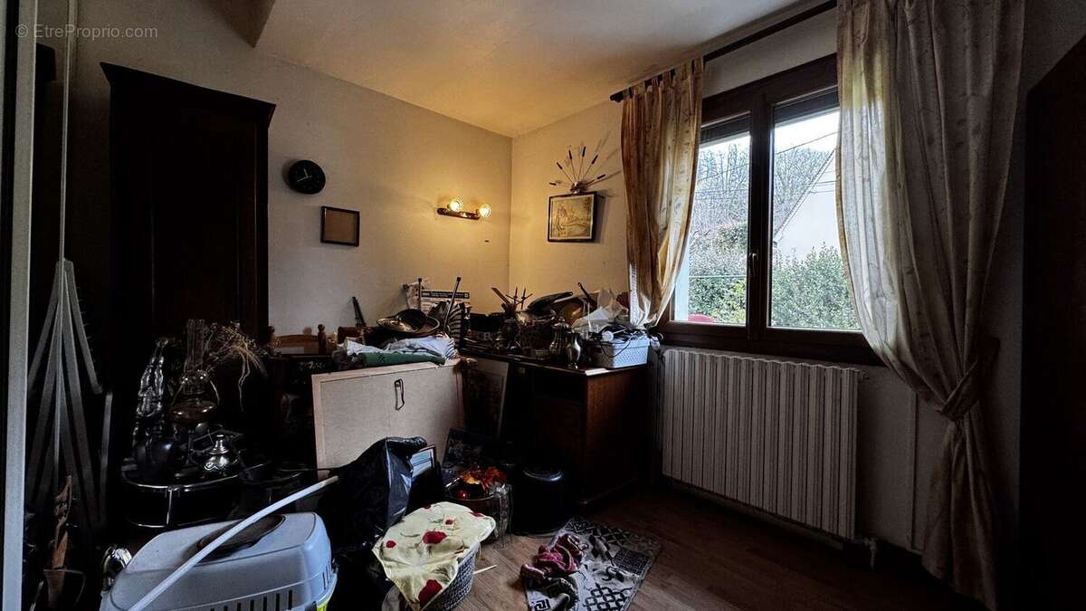 Maison 230 m² - 2 logements indépendants - 1258m² terrain - photo 10
