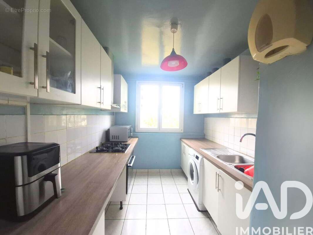 Photo 3 - Appartement à SAINTE-GENEVIEVE-DES-BOIS
