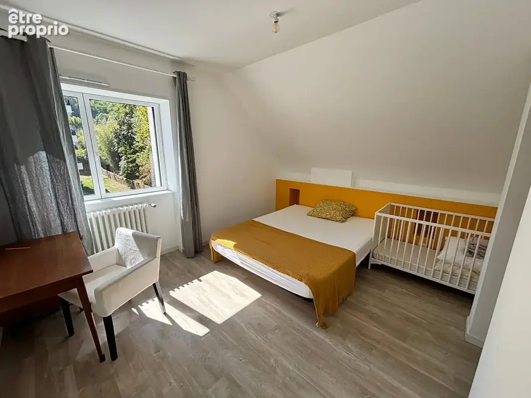 Maison centre ville avec terrain et piscine - photo 8