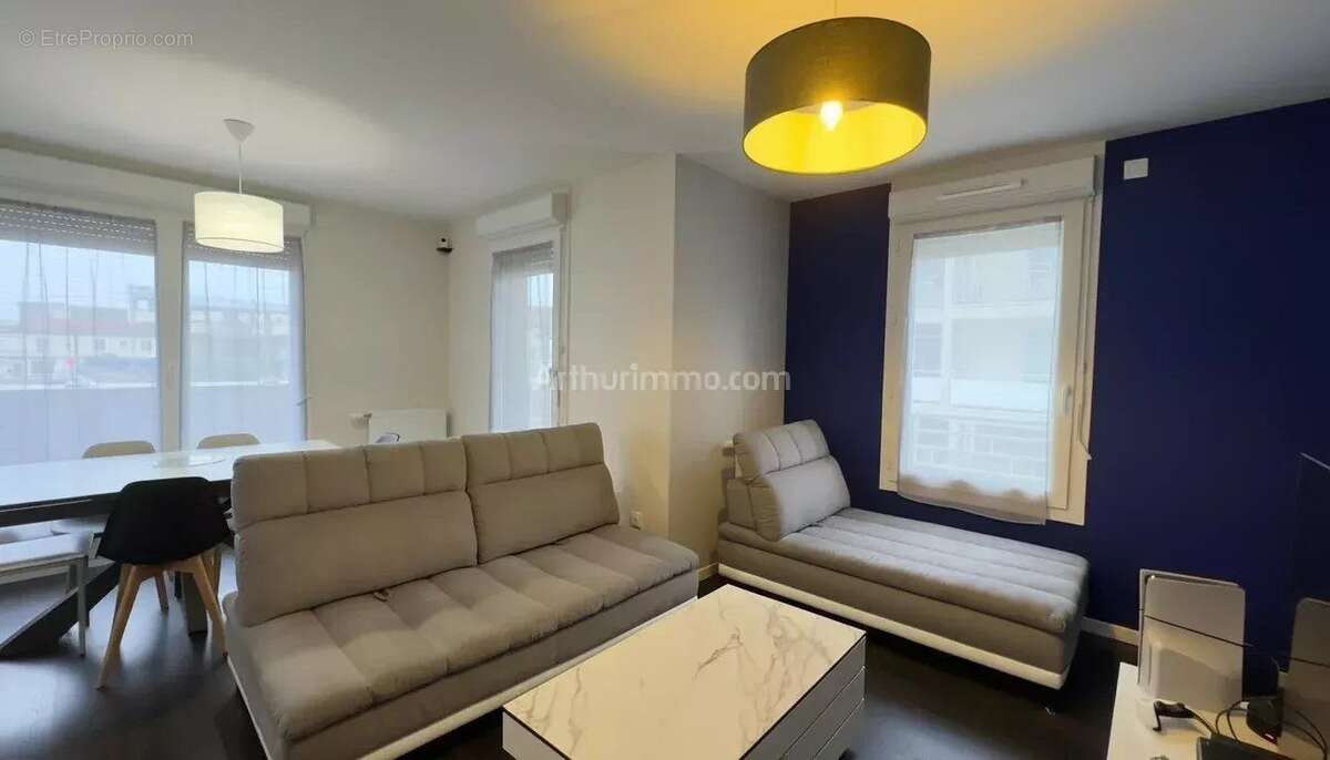 Appartement à SAINT-FARGEAU-PONTHIERRY