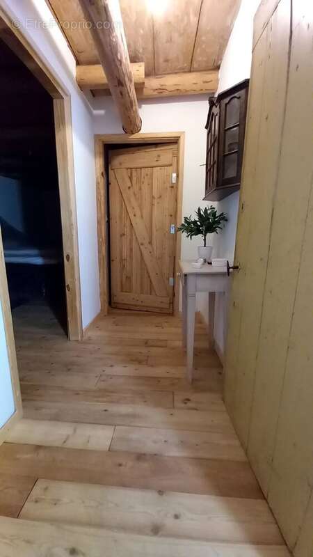 Maison à SAINT-BASLEMONT