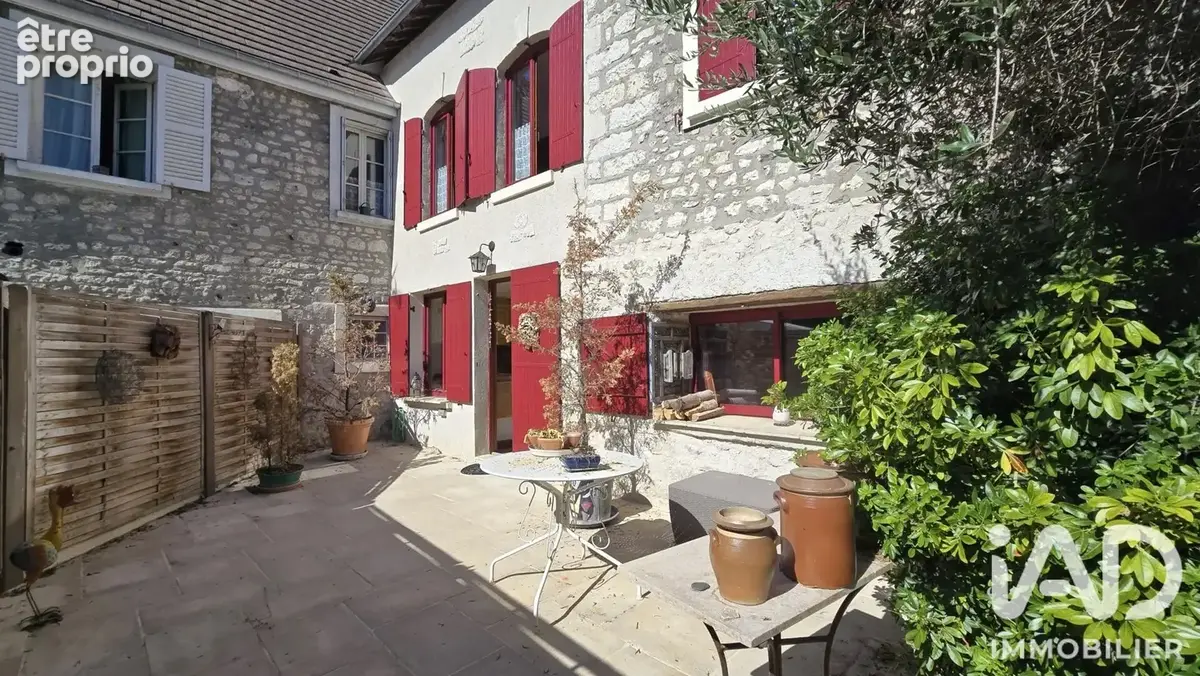 Photo 1 - Maison à PORT-VILLEZ