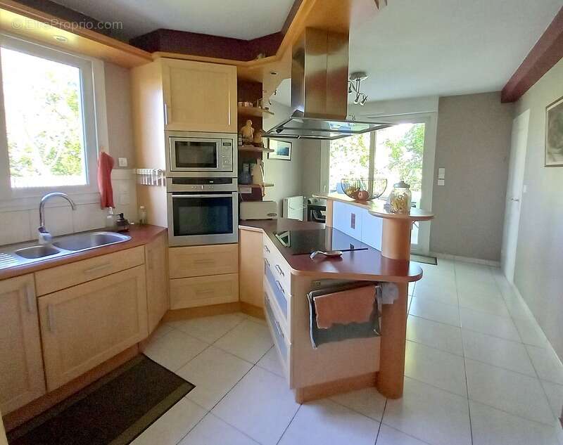 Maison à BONCHAMP-LES-LAVAL