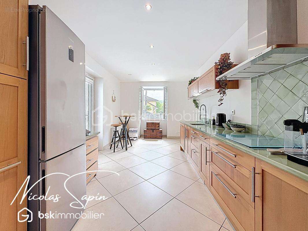 Maison à VARCES-ALLIERES-ET-RISSET