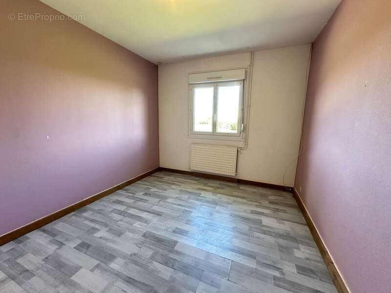 Maison à SAINT-GERVAIS-EN-BELIN