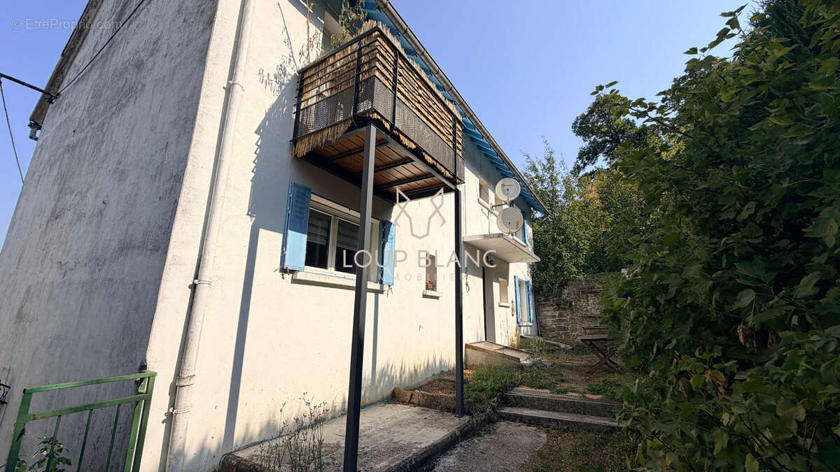 Immeuble de rapport 3 lots BADEVEL - photo 3