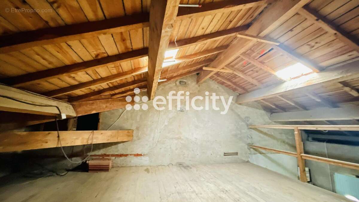 Maison à LA BREE-LES-BAINS