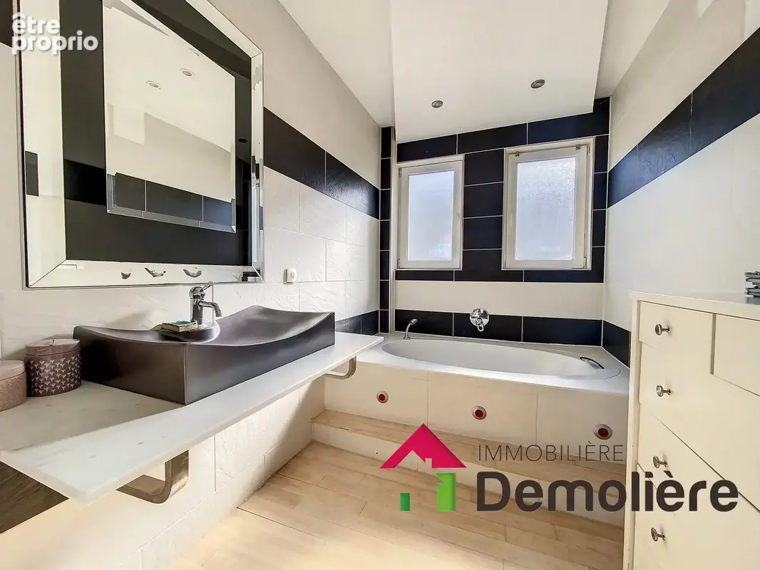 Appartement 3 pièces 85 m² à vendre à Strasbourg (67100) - photo 6