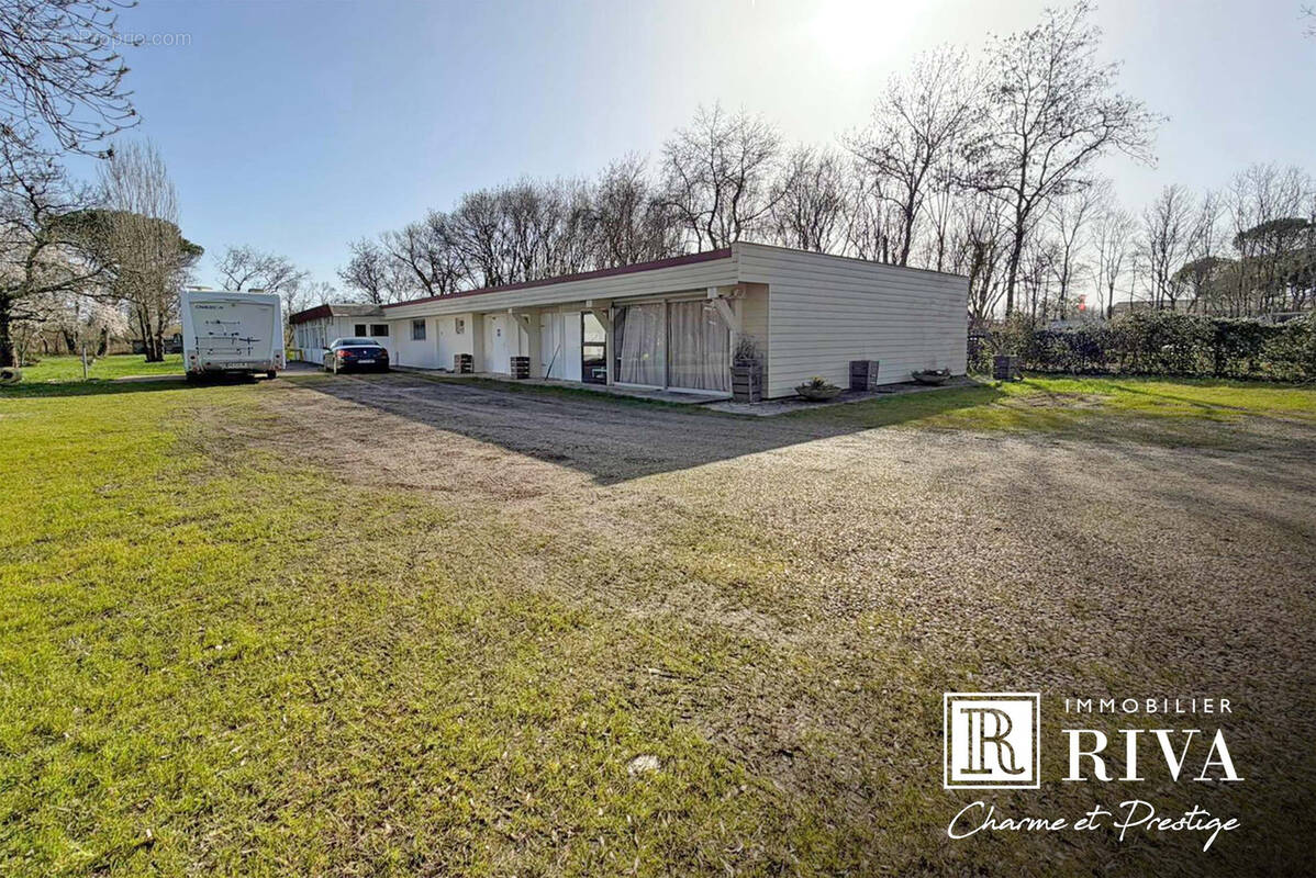 Commerce à LATRESNE