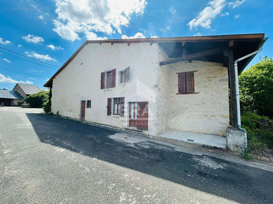 Maison à CHAMPDOR