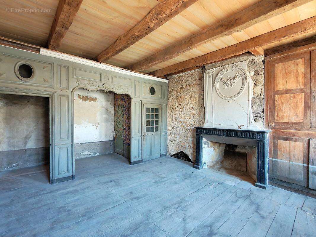 Maison à SAINT-GENIEZ-D&#039;OLT