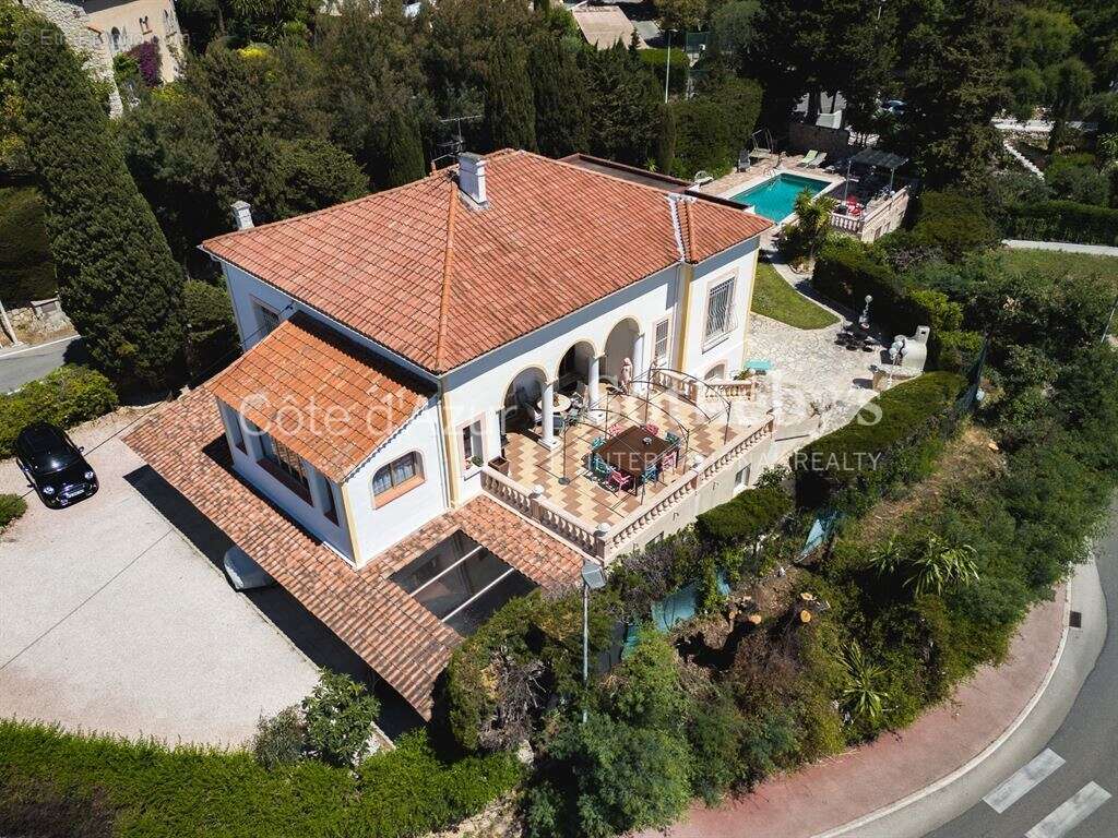 Cannes Croix des Gardes villa avec échappée mer, piscine et terrain plat - photo 4