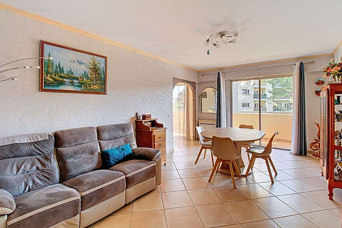 Appartement à DRAGUIGNAN
