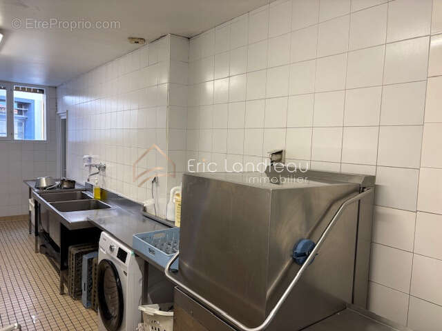 Appartement à AVRILLE