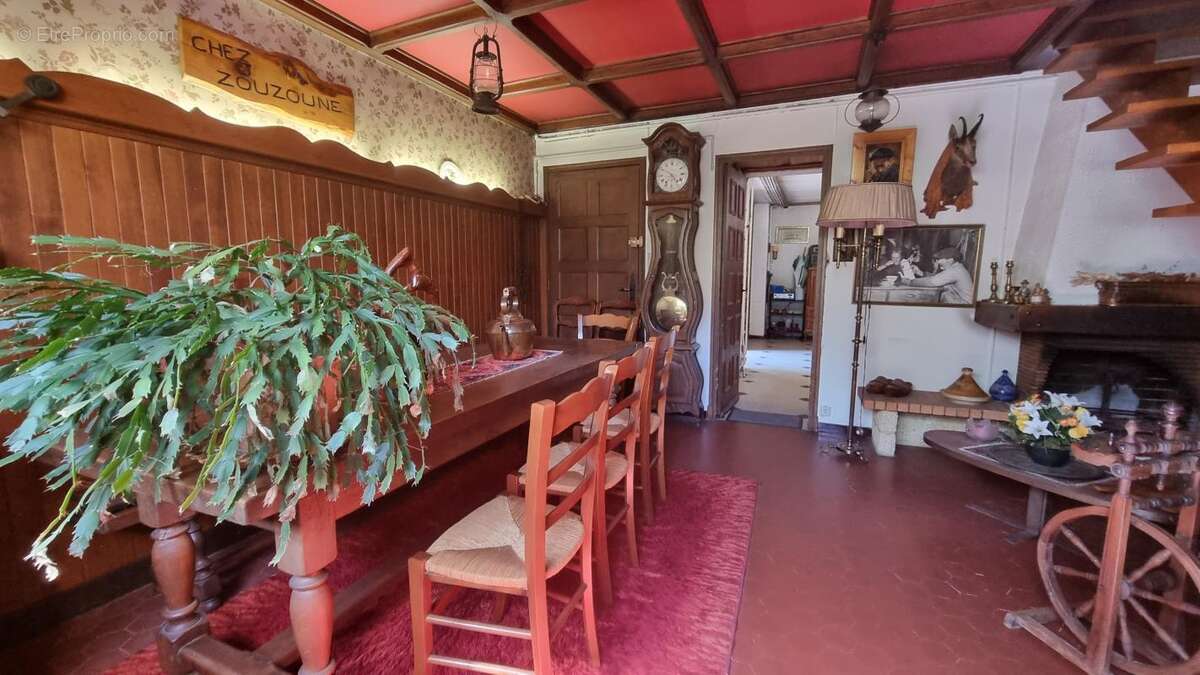 Maison à FONTAINES-SUR-SAONE