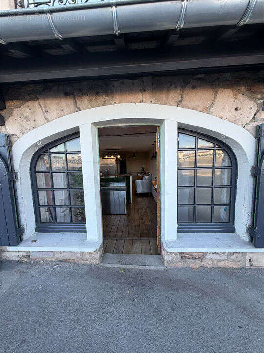 Commerce à MACON