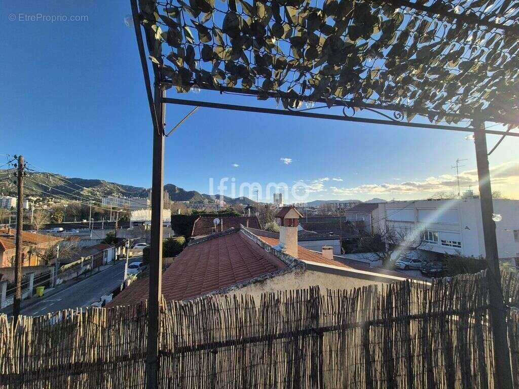 Appartement à MARSEILLE-11E