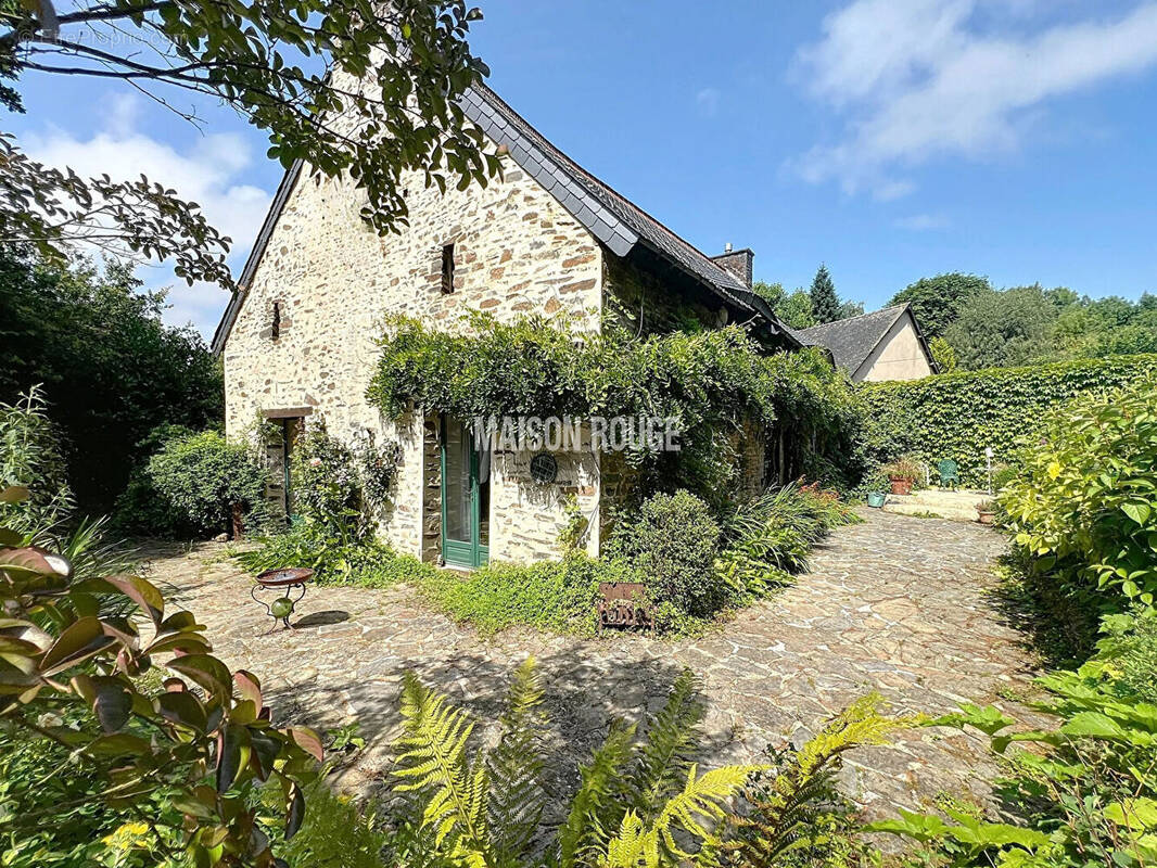 Maison à BAGUER-PICAN