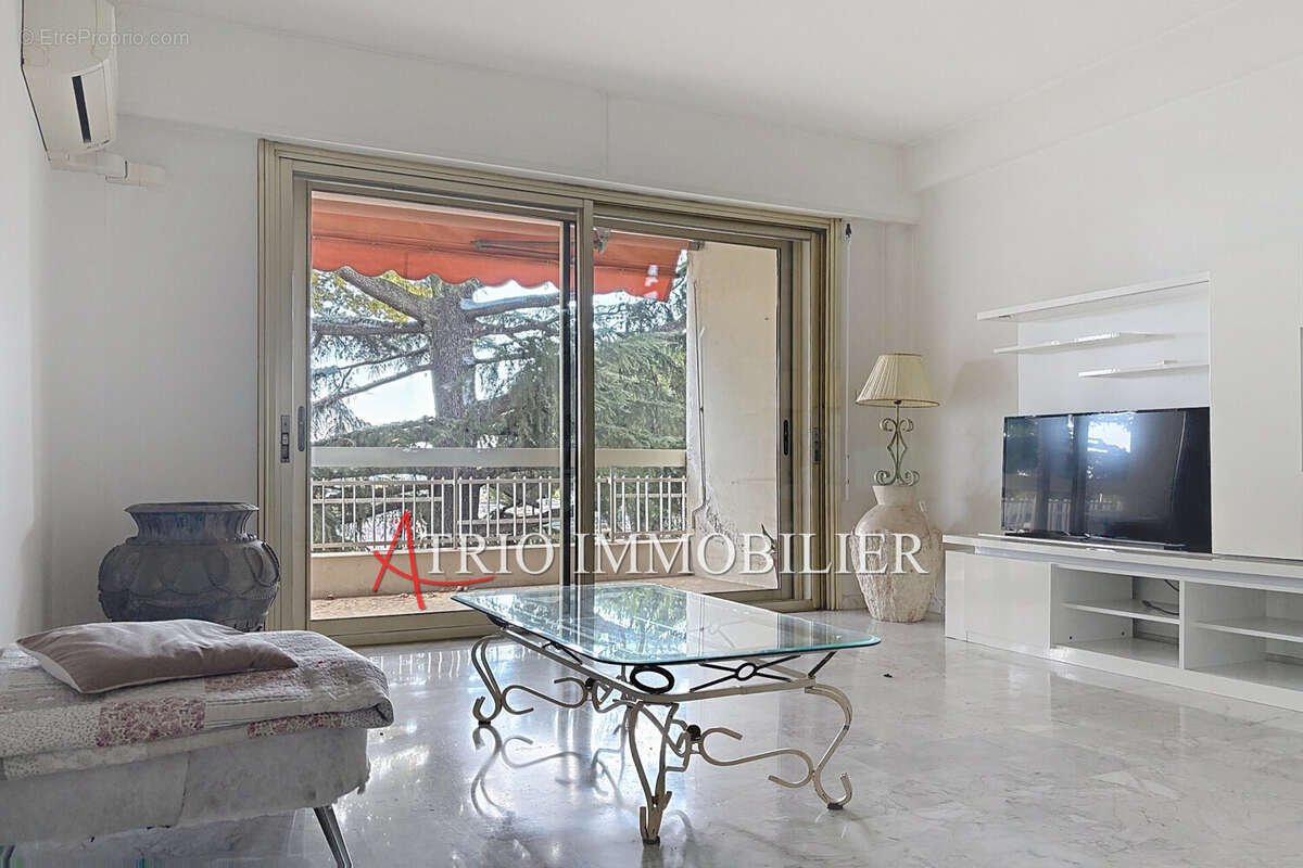 Appartement à CAGNES-SUR-MER