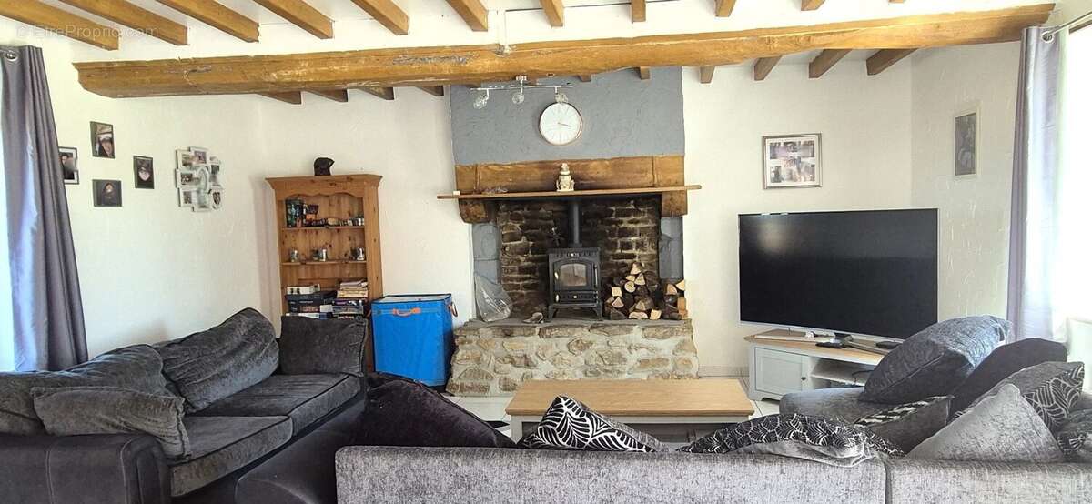 Maison à LE TEILLEUL