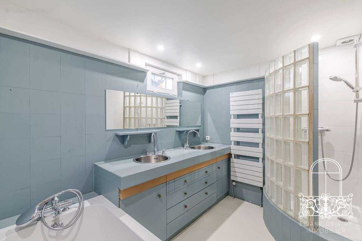 Maison à PARIS-16E