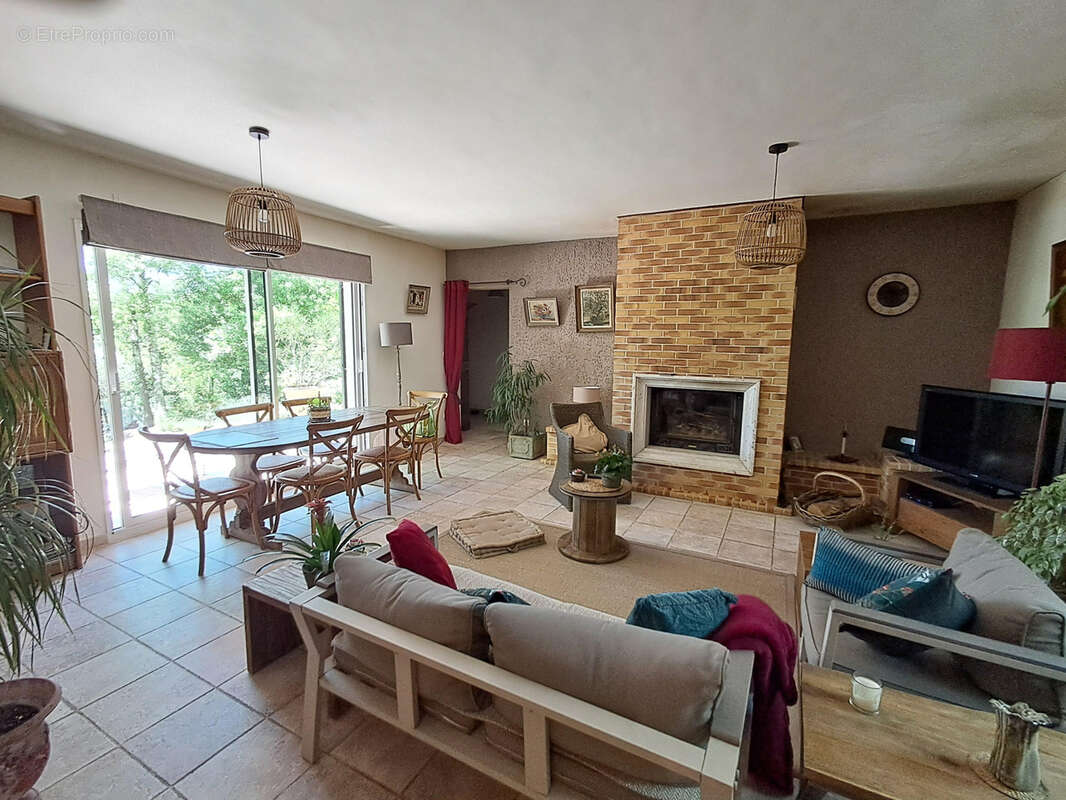 Maison à SAINT-HIPPOLYTE-DU-FORT