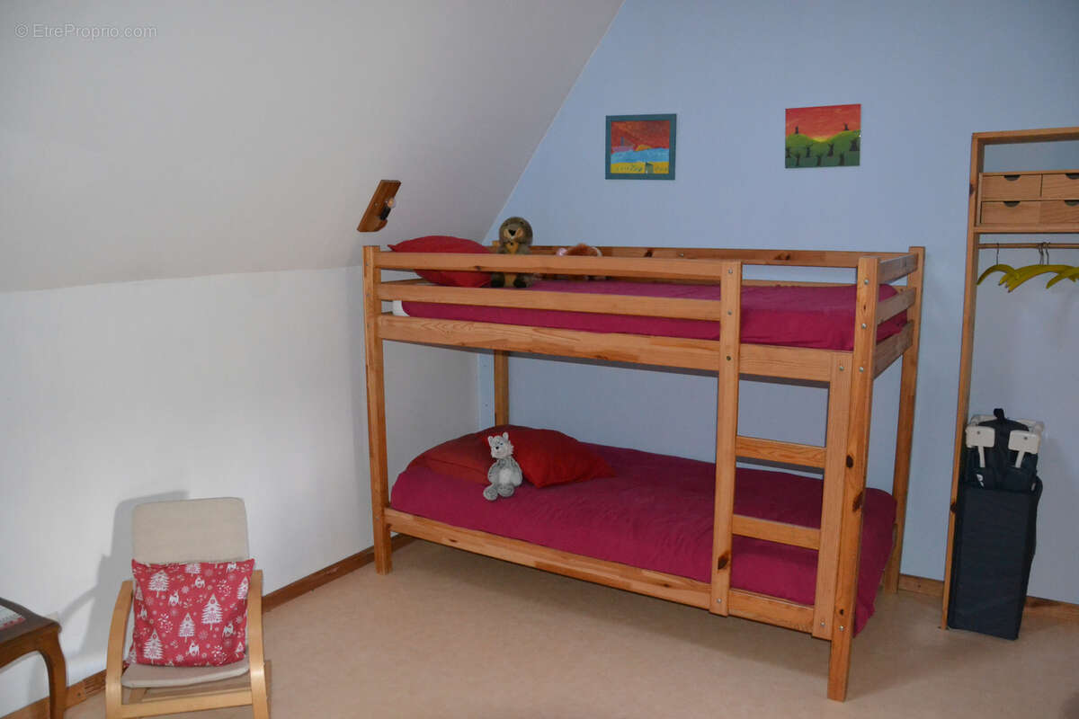 Maison à SAINT-SAUVES-D&#039;AUVERGNE