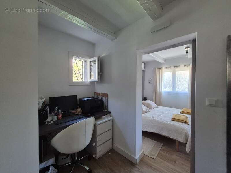 Maison à SOLLIES-TOUCAS