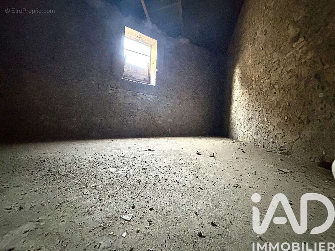 Photo 8 - Maison à LESPIGNAN