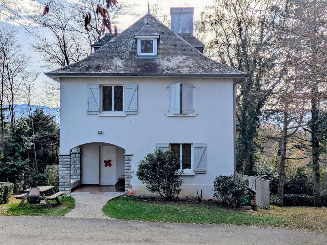 Appartement à JURANCON