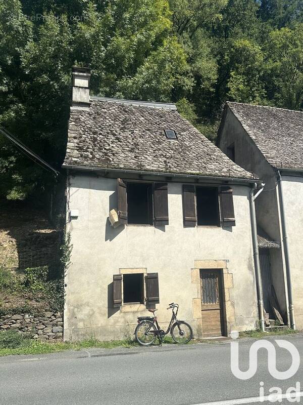 Photo 1 - Maison à SAINT-CHAMANT