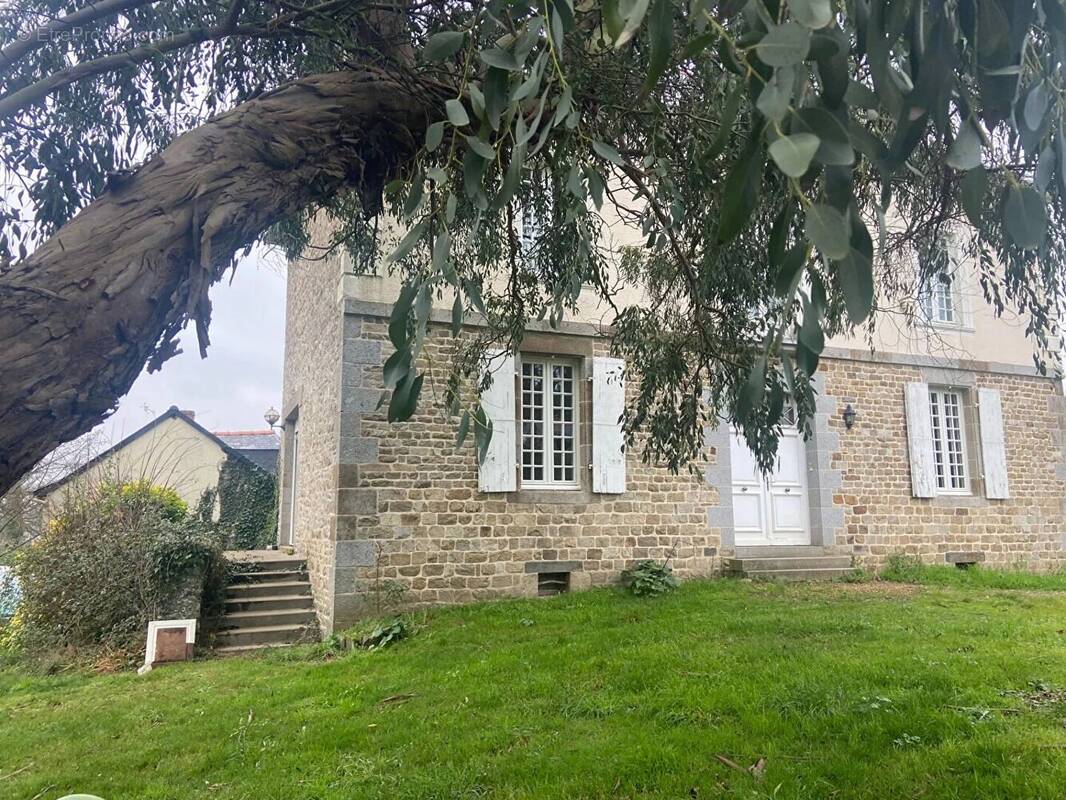 Maison à LOUVIGNE-DE-BAIS
