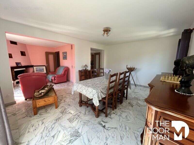 Appartement à HYERES