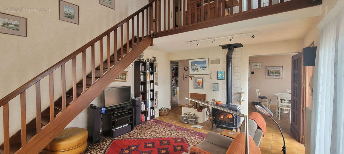 Maison à BEYNAT