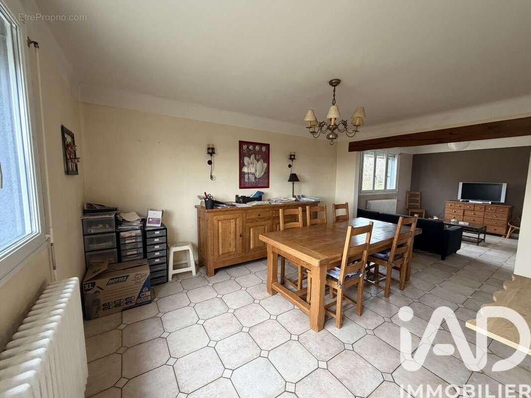 Photo 2 - Maison à LAITRE-SOUS-AMANCE