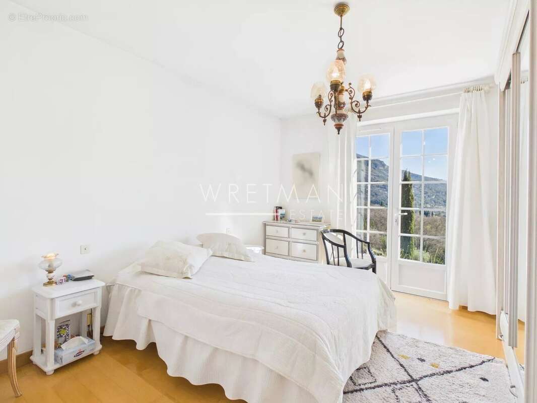 Maison à LE BAR-SUR-LOUP