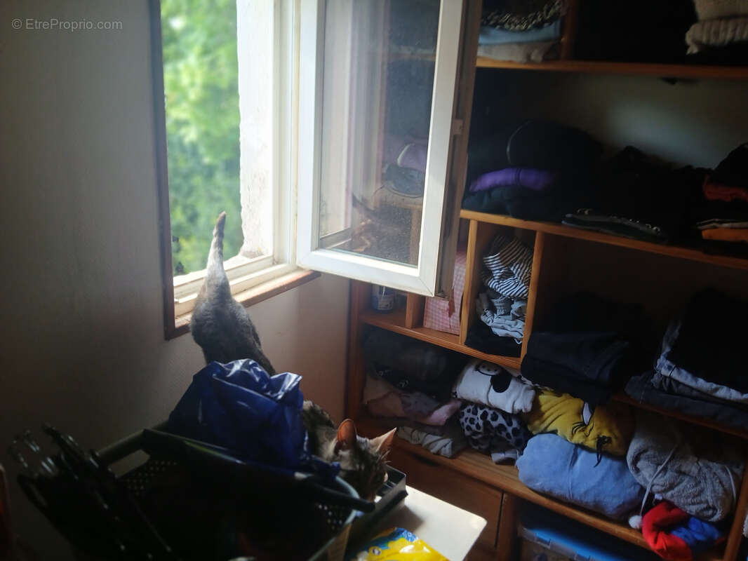 Appartement à JOUY-LE-CHATEL