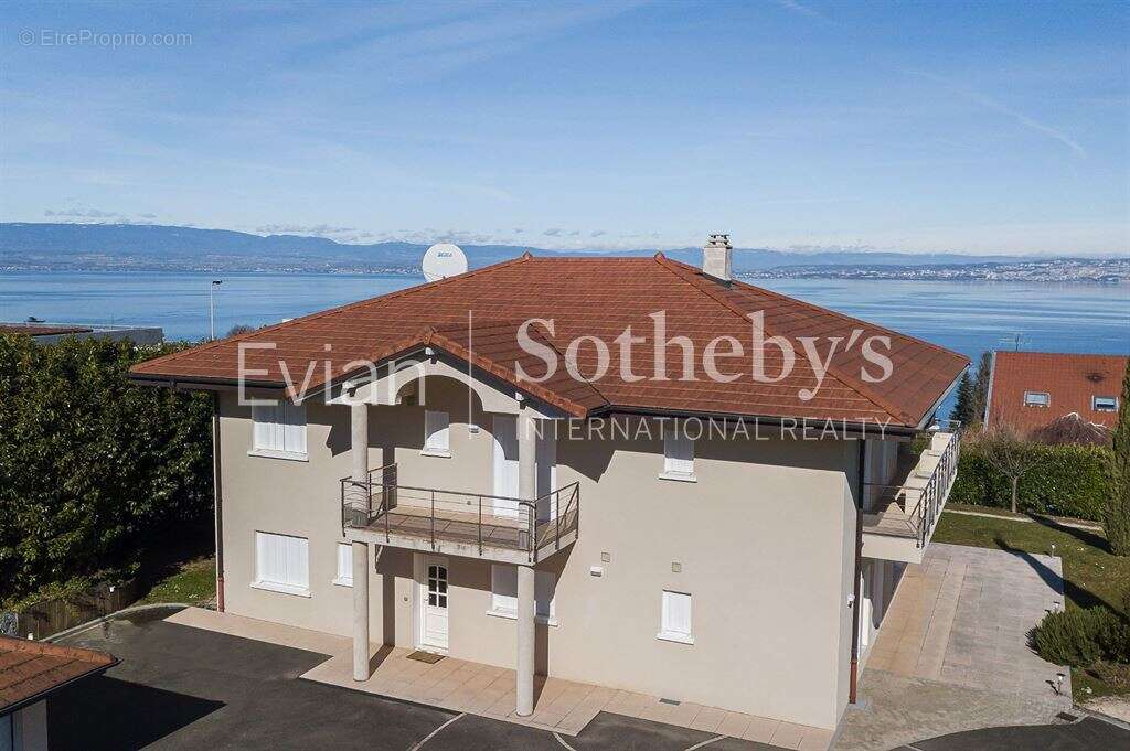 Vente grande maison avec vue lac - photo 10
