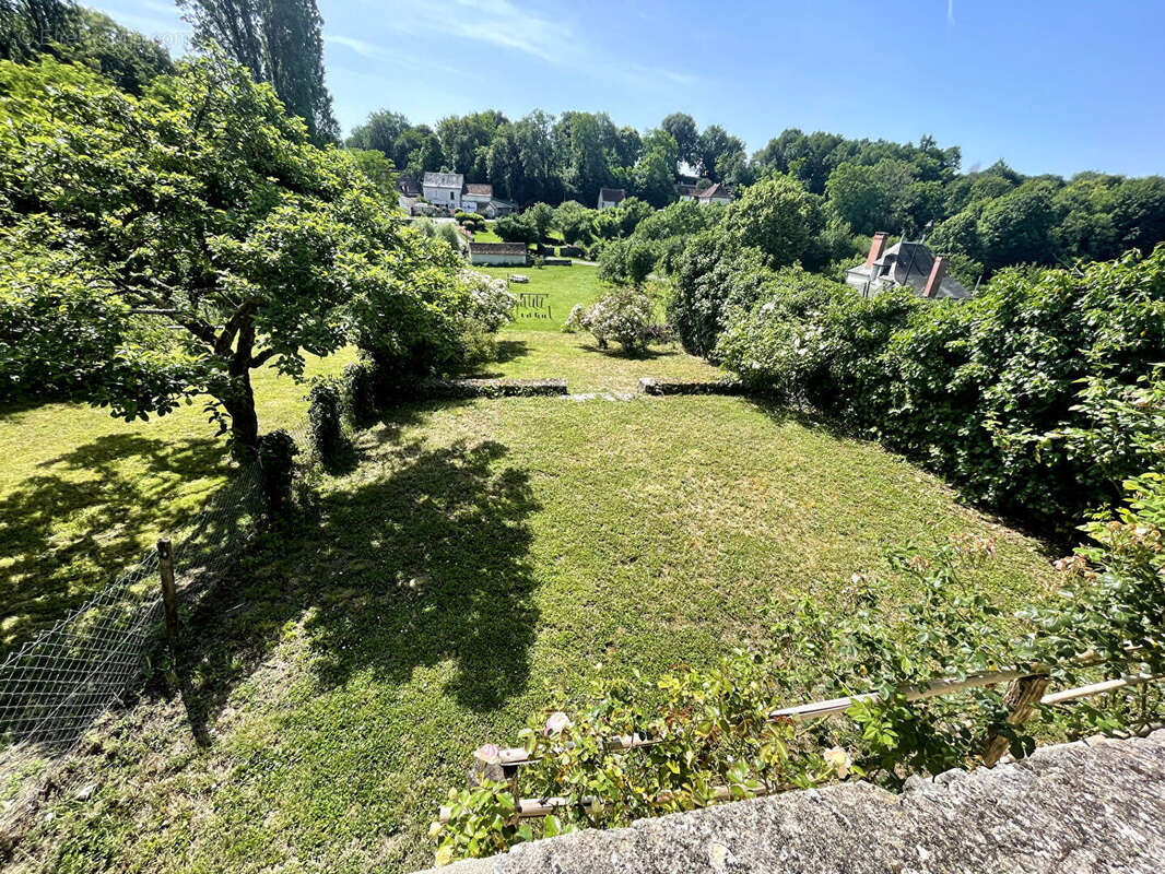 Maison à FERRIERE-LARCON