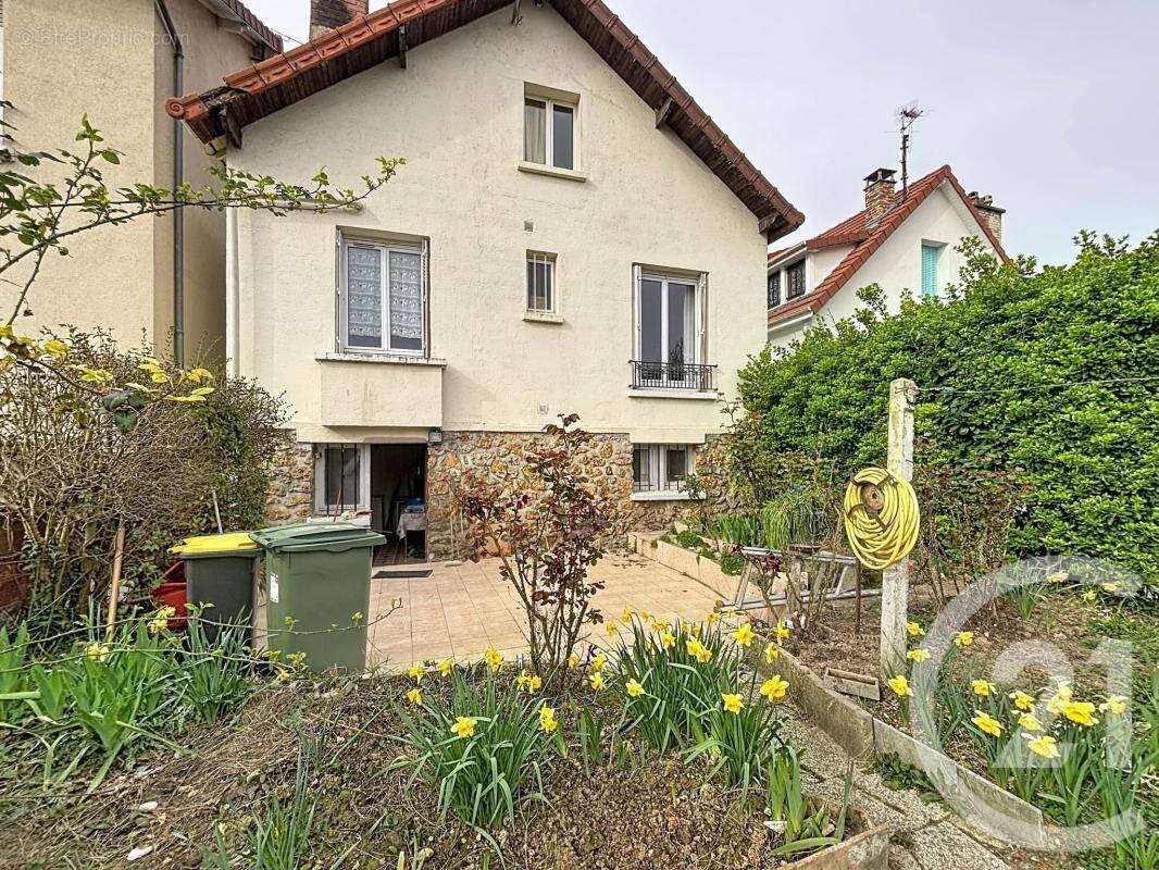 Maison à CHOISY-LE-ROI