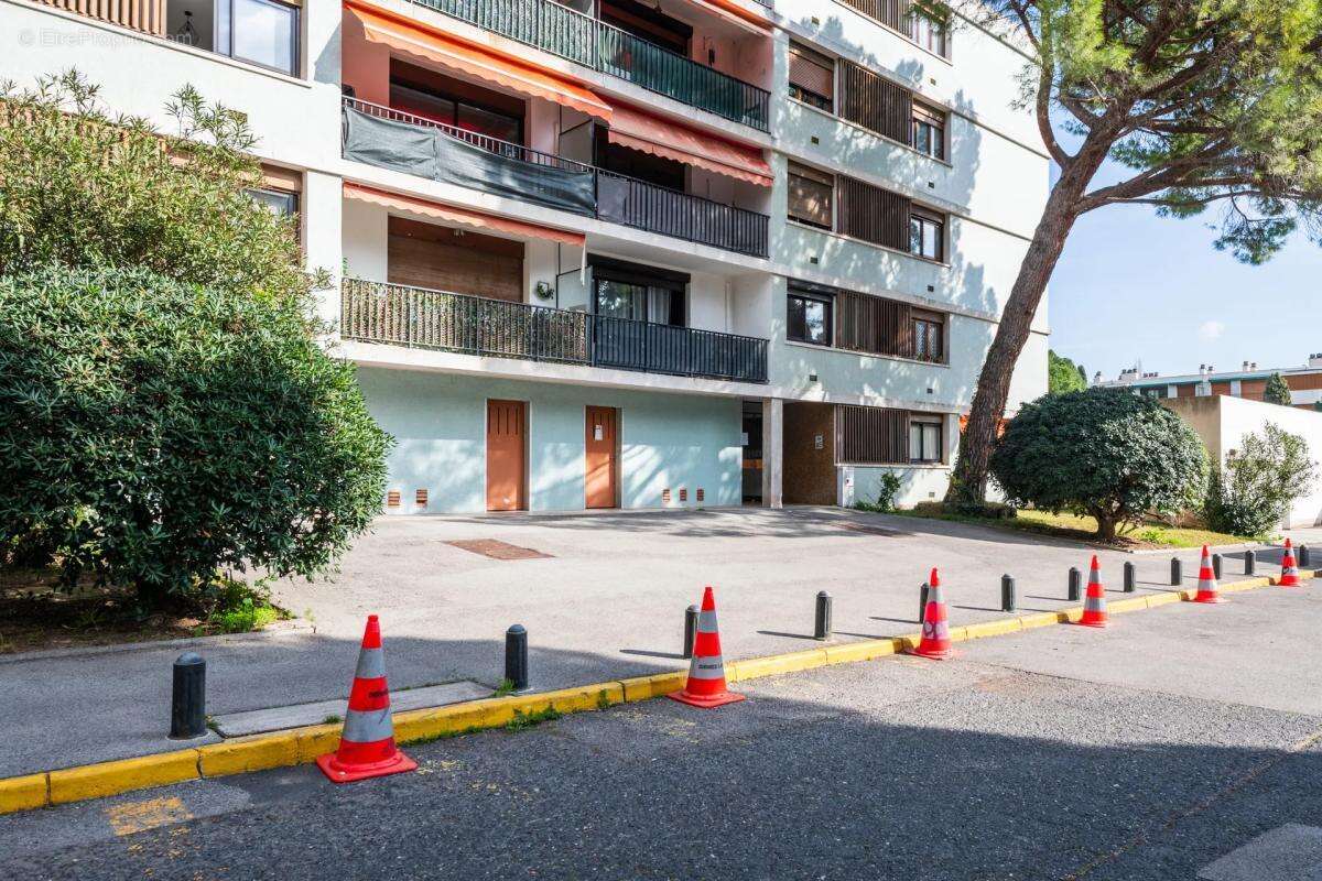 Appartement à MARSEILLE-13E