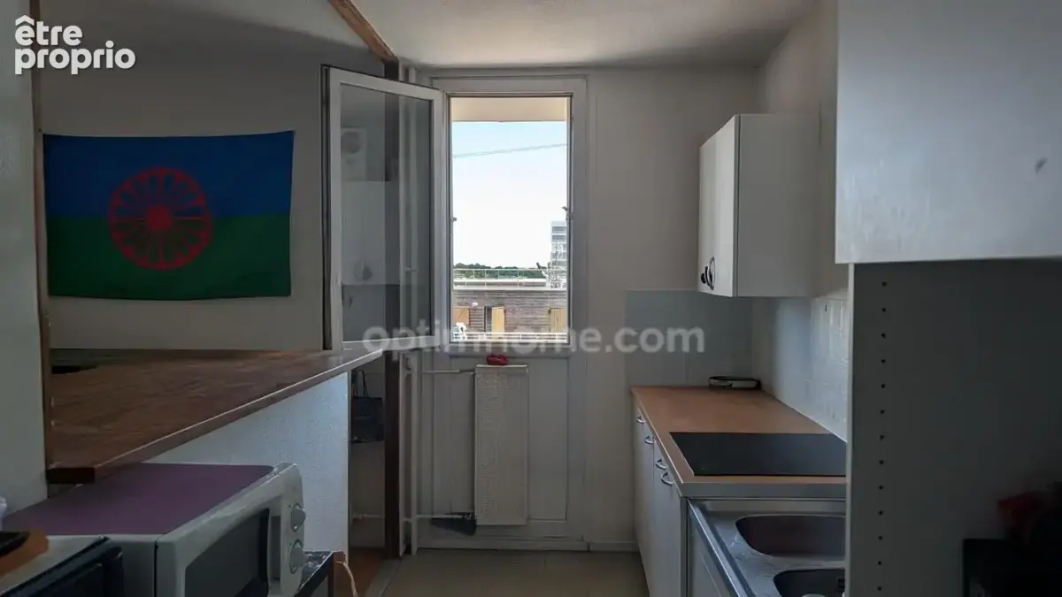 Appartement Gradignan - T3 lumineux de 61 m2- ascenseur - parking et fort potentiel - photo 5