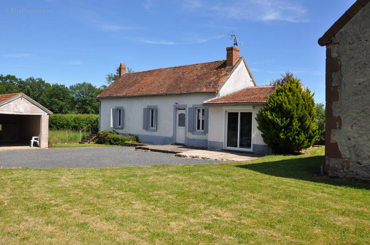 Maison à LIERNOLLES